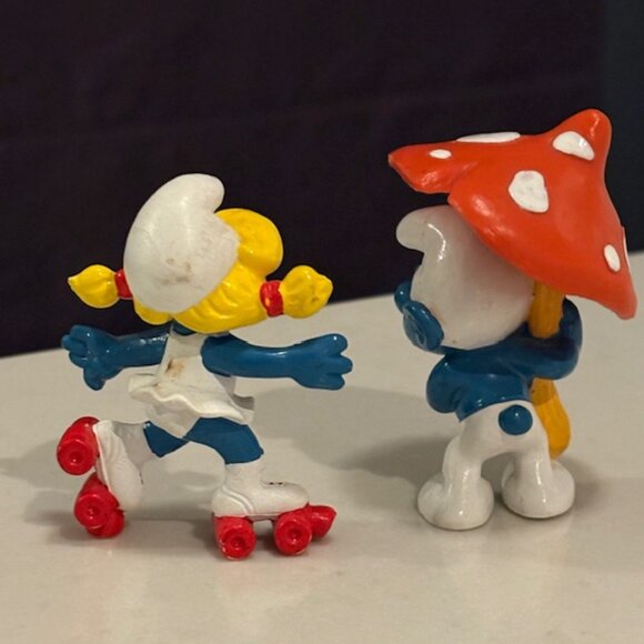 *Rare Vintage Schleich Smurf Mushroom Cottage House & Figurines - Picture 6 of 10